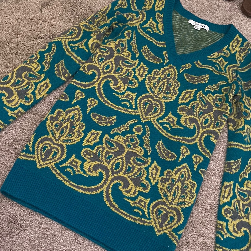 Forever 21 sweater